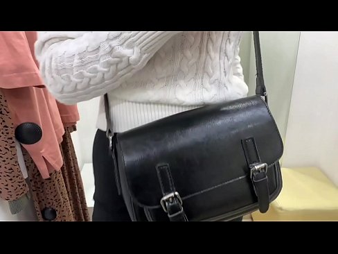 ❤️ Masturbasi publik dari jalang muda FeralBerry dengan dildo di kamar pas Porno fb di porno id.desixxxtube.ru ️❤